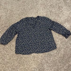 Old Navy blue/cream blouse size XL